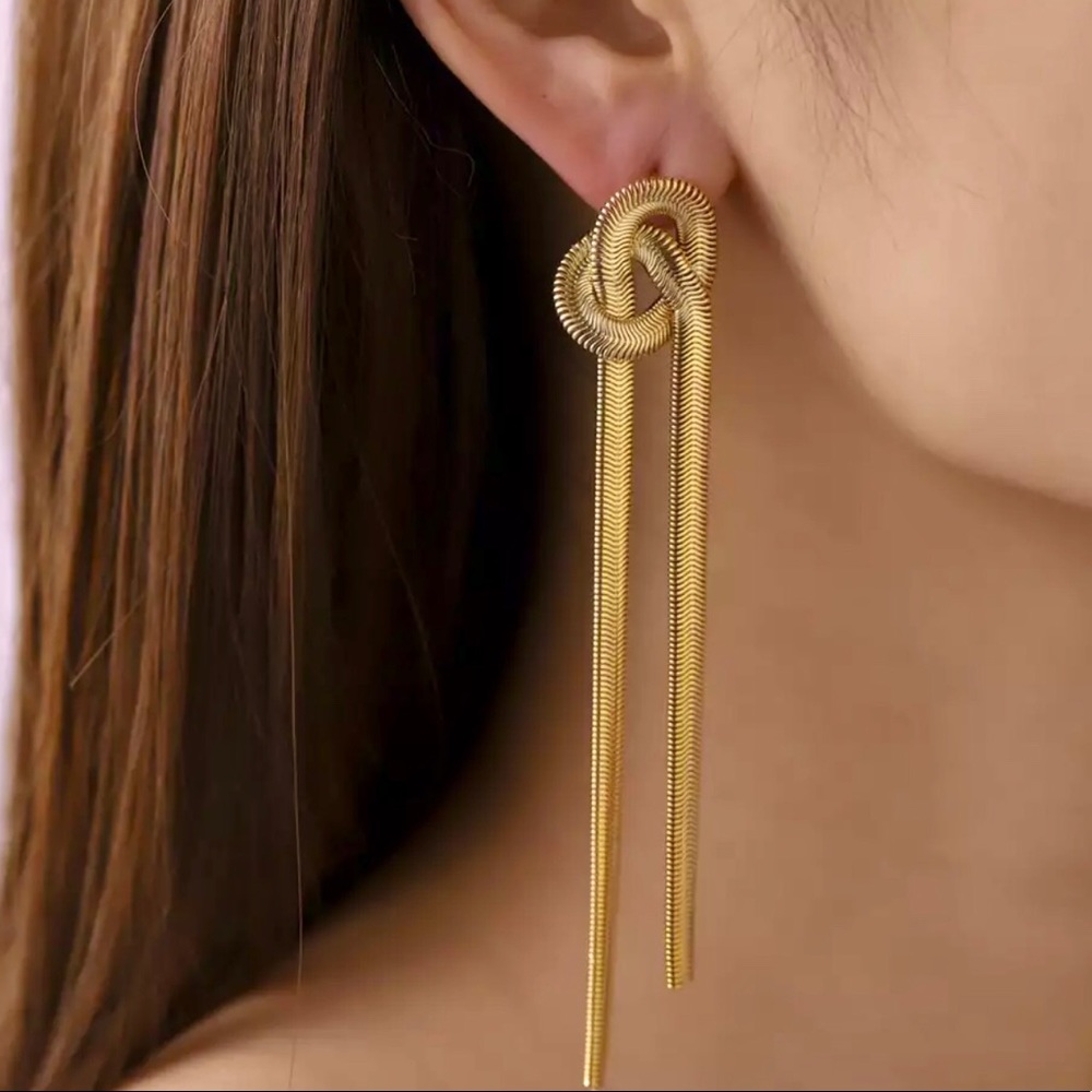 💙Long Tassel Glod Plated Earrings With Knot